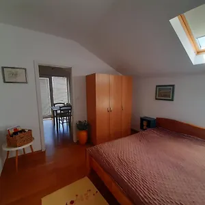https://nena-sukosan.hotelinzadar.com