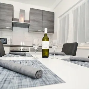 https://luxury-apartments-boduja.hotelinzadar.com