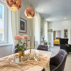  Apartment Hedone Luxury With Free Parking